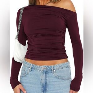Off Shoulder Ruched Long Sleeve Crop Top